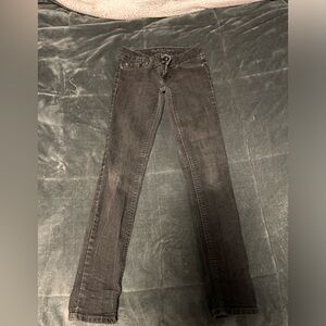 women’s skinny jeans